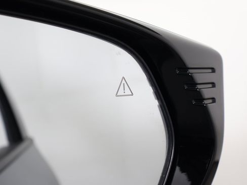 Used 2022 Kia EV6 Wind w/ Wind Technology Package image 39