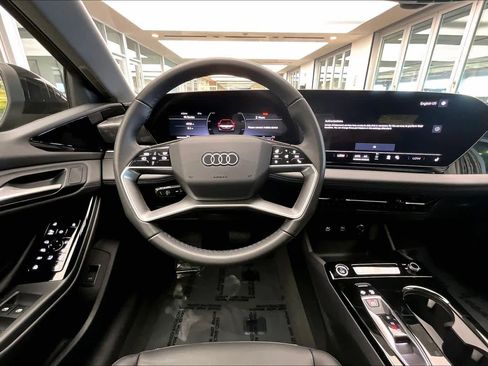 Used 2025 Audi A6 e-tron Premium Plus w/ Premium Plus image 5