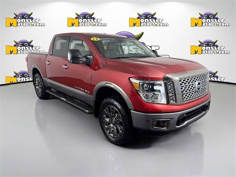 Used 2018 Nissan Titan Platinum Reserve image 3