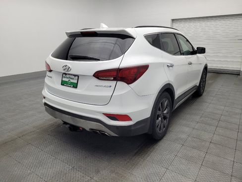Used 2018 Hyundai Santa Fe Sport image 9