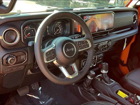 New 2025 Jeep Wrangler Sahara image 7