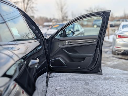 Used 2022 Porsche Panamera 4S image 66