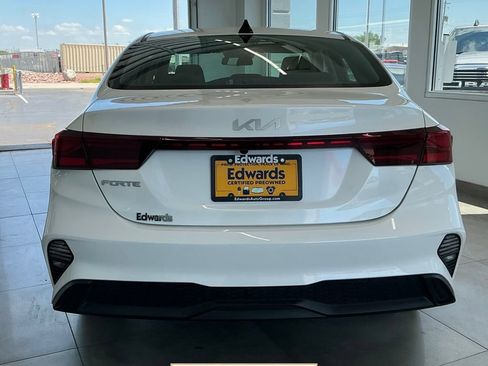 Used 2023 Kia Forte LXS w/ LXS Technology Package FWD image 8