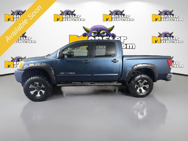 Used 2014 Nissan Titan SV AWD/4WD image 8