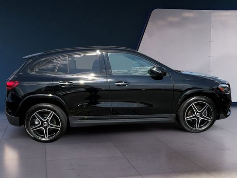 Used 2025 Mercedes-Benz GLA 250 4MATIC image 6