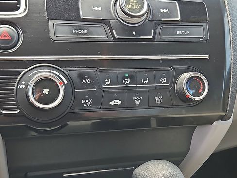 Used 2013 Honda Civic LX image 16