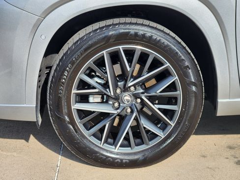 Used 2025 Lexus TX 350 AWD image 10