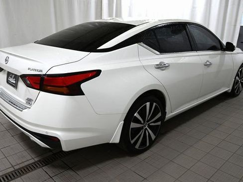 Used 2021 Nissan Altima 2.5 Platinum image 12