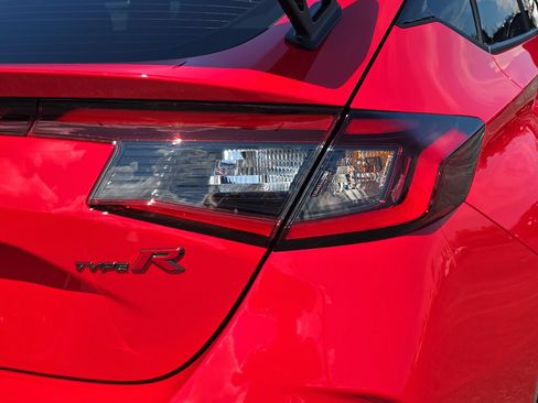 Certified 2026 Honda Civic Type R image 7