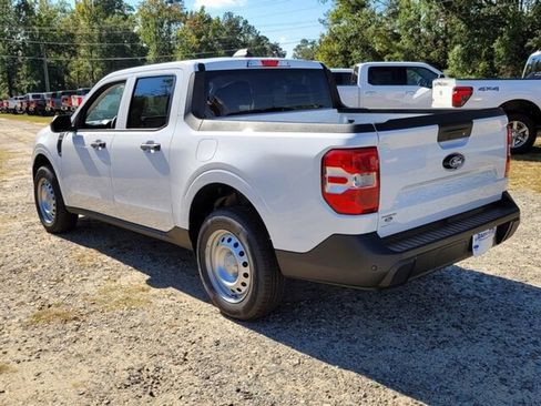 New 2025 Ford Maverick XL image 8