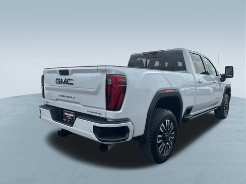 New 2026 GMC Sierra 2500 Denali Ultimate w/ Max Trailering Package image 10