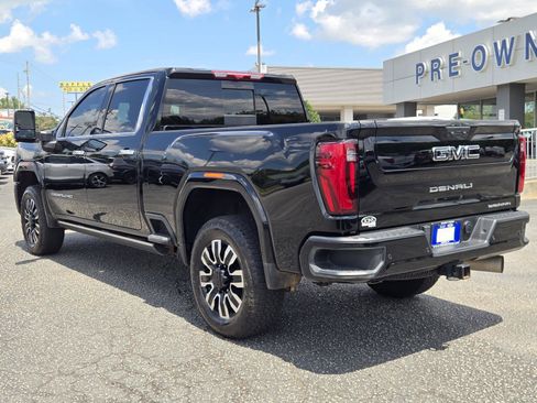 Used 2026 GMC Sierra 2500 Denali Ultimate AWD/4WD image 9