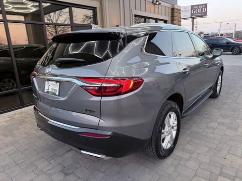 Used 2020 Buick Enclave Essence w/ LPO, Luxury Package image 49