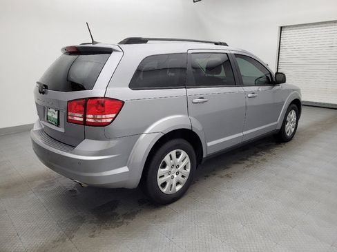 Used 2020 Dodge Journey SE w/ SE Popular Equipment Group image 10