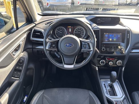 Used 2021 Subaru Forester Premium image 10