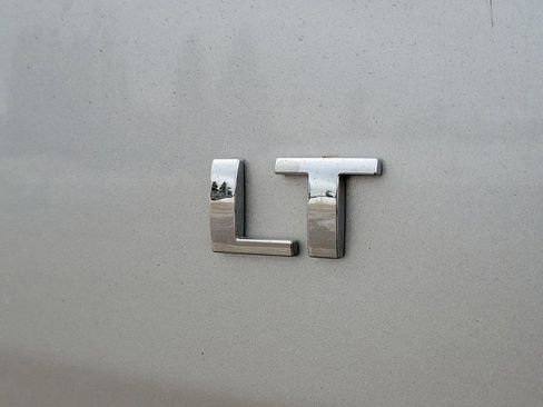 Used 2022 Chevrolet Traverse LT AWD/4WD image 6