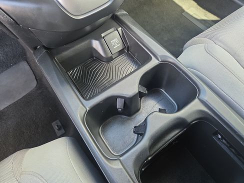 Used 2018 Honda CR-V LX image 24