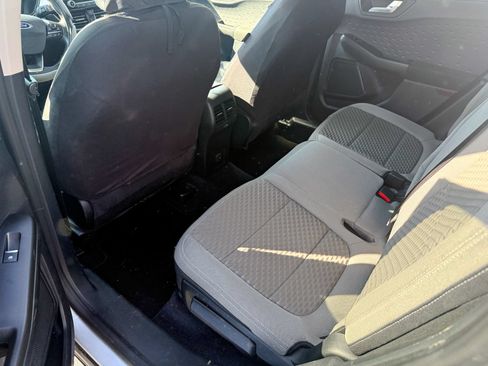 Used 2020 Ford Escape SE FWD image 9