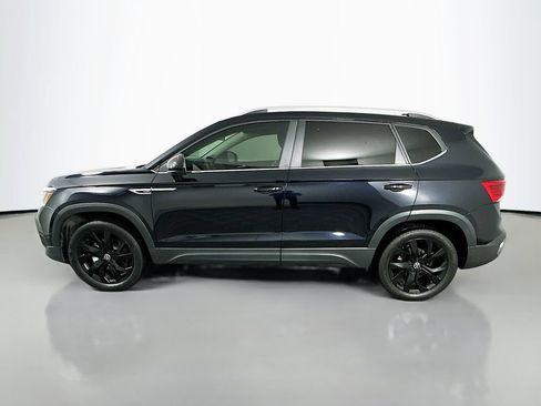 Used 2022 Volkswagen Taos SE FWD image 8