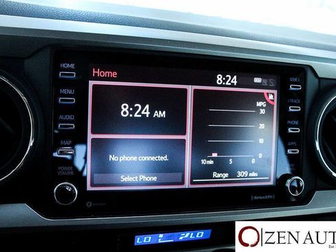 Used 2022 Toyota Tacoma SR5 RWD image 18