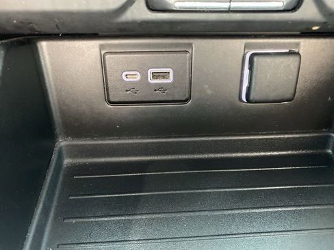 Used 2023 Chevrolet Tahoe LS image 38