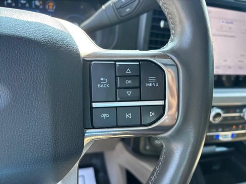 Used 2025 Ford F250 Platinum w/ Platinum Plus Package AWD/4WD image 31