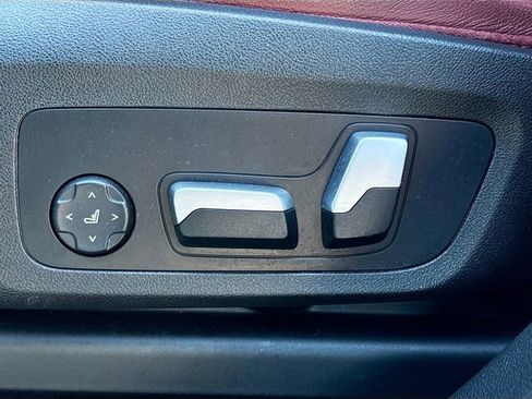 Used 2023 BMW X3 sDrive30i w/ Convenience Package image 25