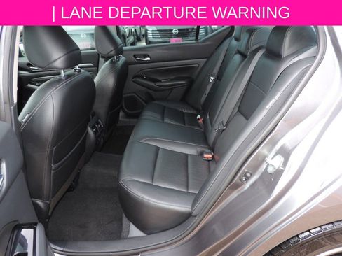 Certified 2022 Nissan Altima 2.5 SL FWD image 19