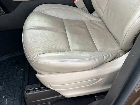 Used 2022 Lincoln Aviator Reserve w/ Equipment Group 201A image 12