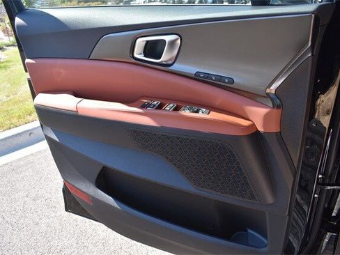 New 2026 Kia Carnival SX w/ SX Dark Edition Package image 36