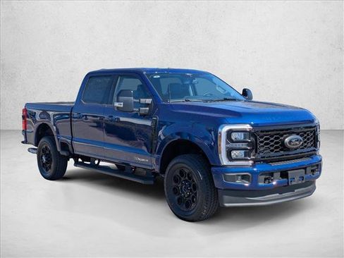 New 2026 Ford F250 Lariat w/ Black Appearance Package image 7