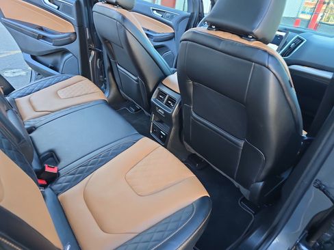 Used 2024 Ford Edge Titanium w/ Titanium Elite Package image 17