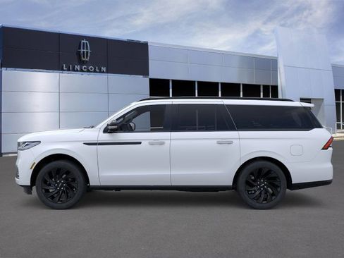 New 2025 Lincoln Navigator L Reserve w/ Jet Appearance Package image 3