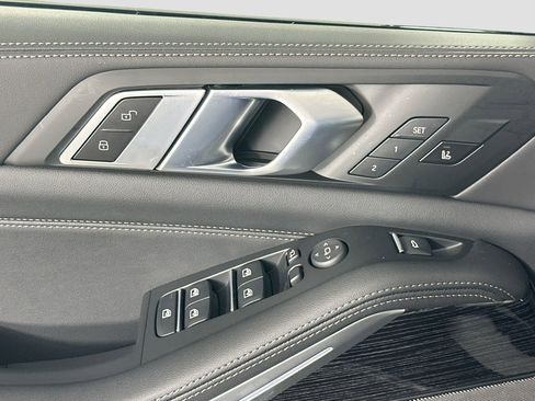 New 2026 BMW X5 xDrive40i w/ M Sport Package image 17
