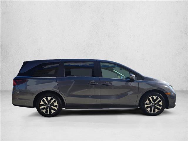 Used 2025 Honda Odyssey EX-L image 4