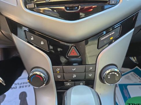 Used 2012 Chevrolet Cruze Eco image 25