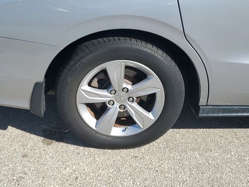 Used 2019 Honda Odyssey EX-L image 11