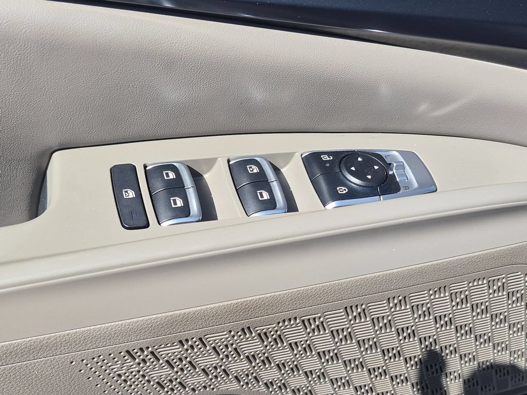 Certified 2026 Kia Carnival LXS FWD image 23