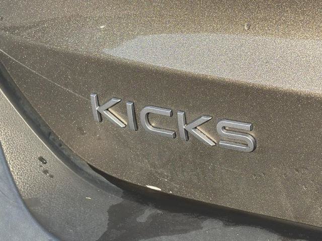 Certified 2025 Nissan Kicks SV FWD image 22