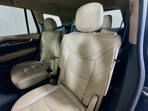 Used 2023 Cadillac XT6 Sport w/ Platinum Package image 25