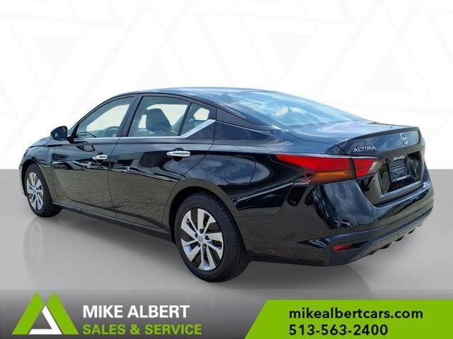 Used 2023 Nissan Altima 2.5 S FWD image 5