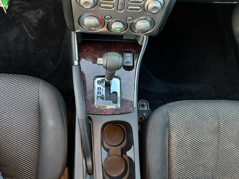 Used 2012 Mitsubishi Galant ES image 19