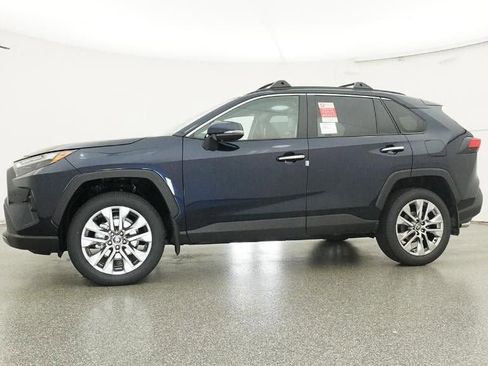 New 2025 Toyota RAV4 Limited image 18