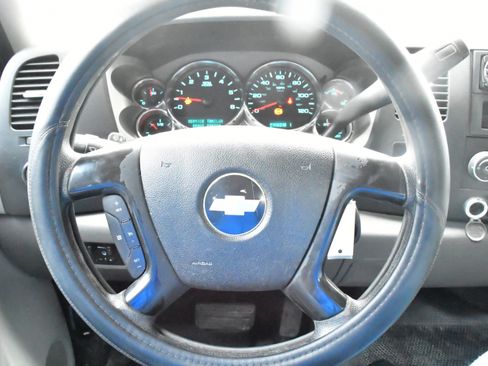 Used 2011 Chevrolet Silverado 3500 W/T image 23