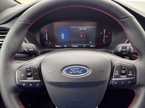 Used 2025 Ford Escape ST-Line AWD/4WD image 15