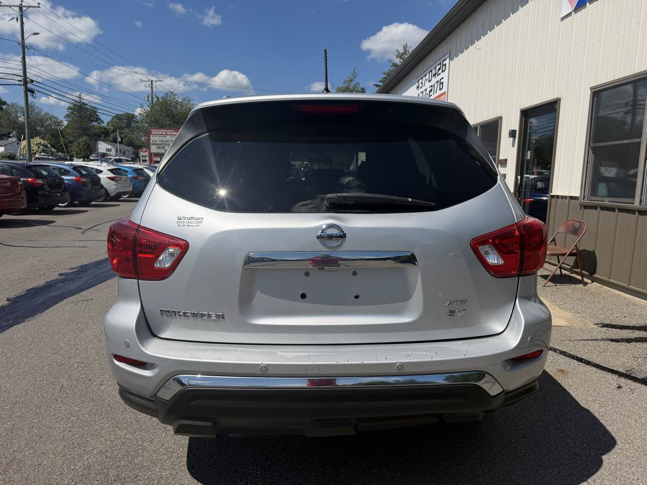 Used 2018 Nissan Pathfinder SV AWD/4WD image 5