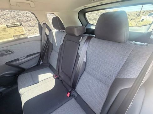 Certified 2021 Nissan Rogue S FWD image 23