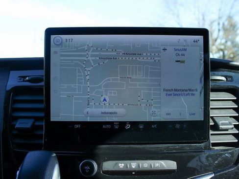 Used 2024 Ford Transit 350 XLT image 19