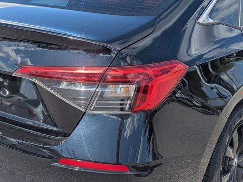 Used 2023 Honda Civic LX image 7
