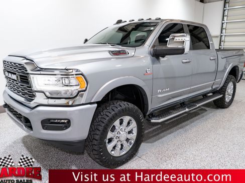 Used 2024 RAM 2500 Limited image 2